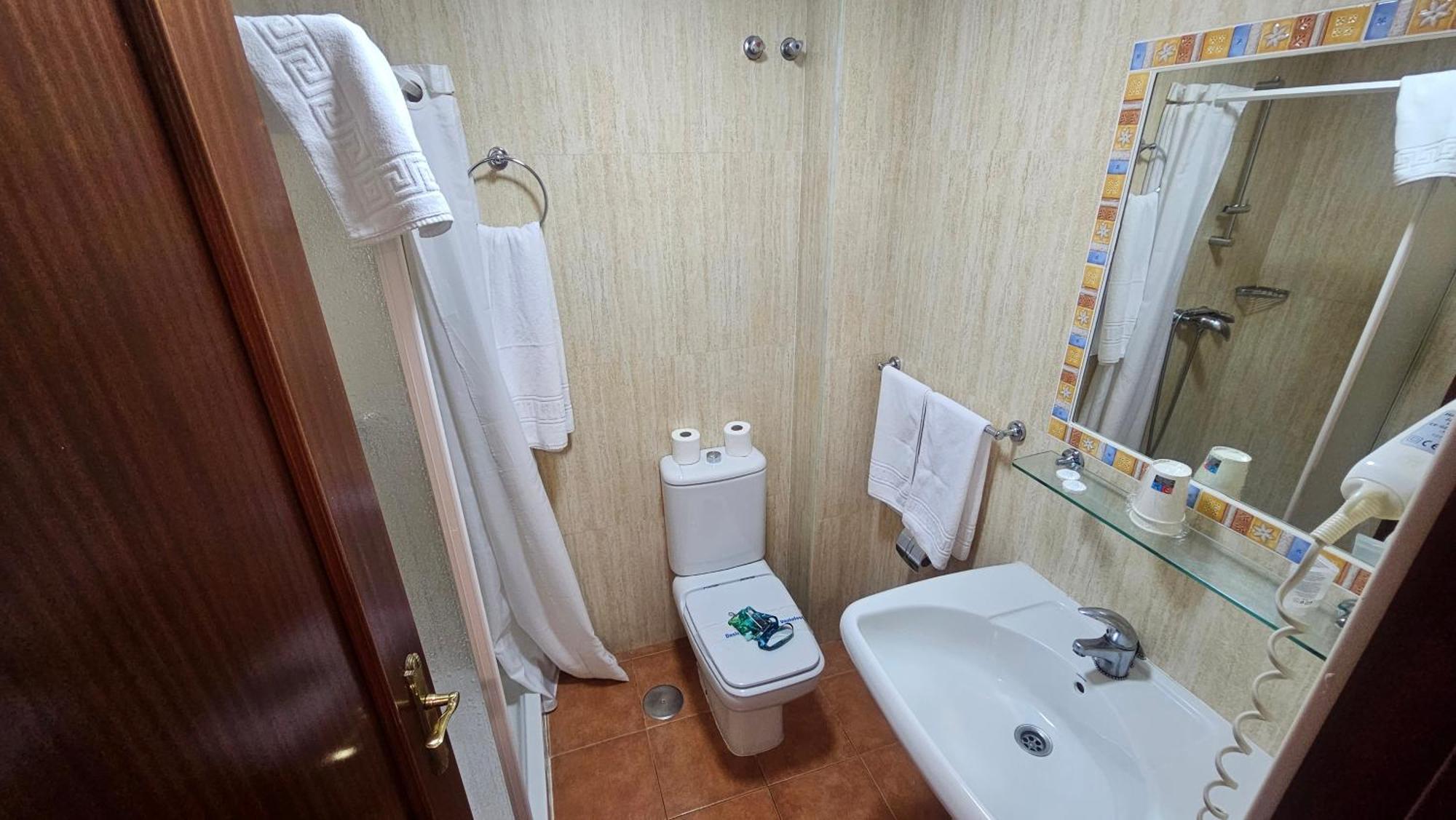 Hotel Galicia Fuengirola Ngoại thất bức ảnh