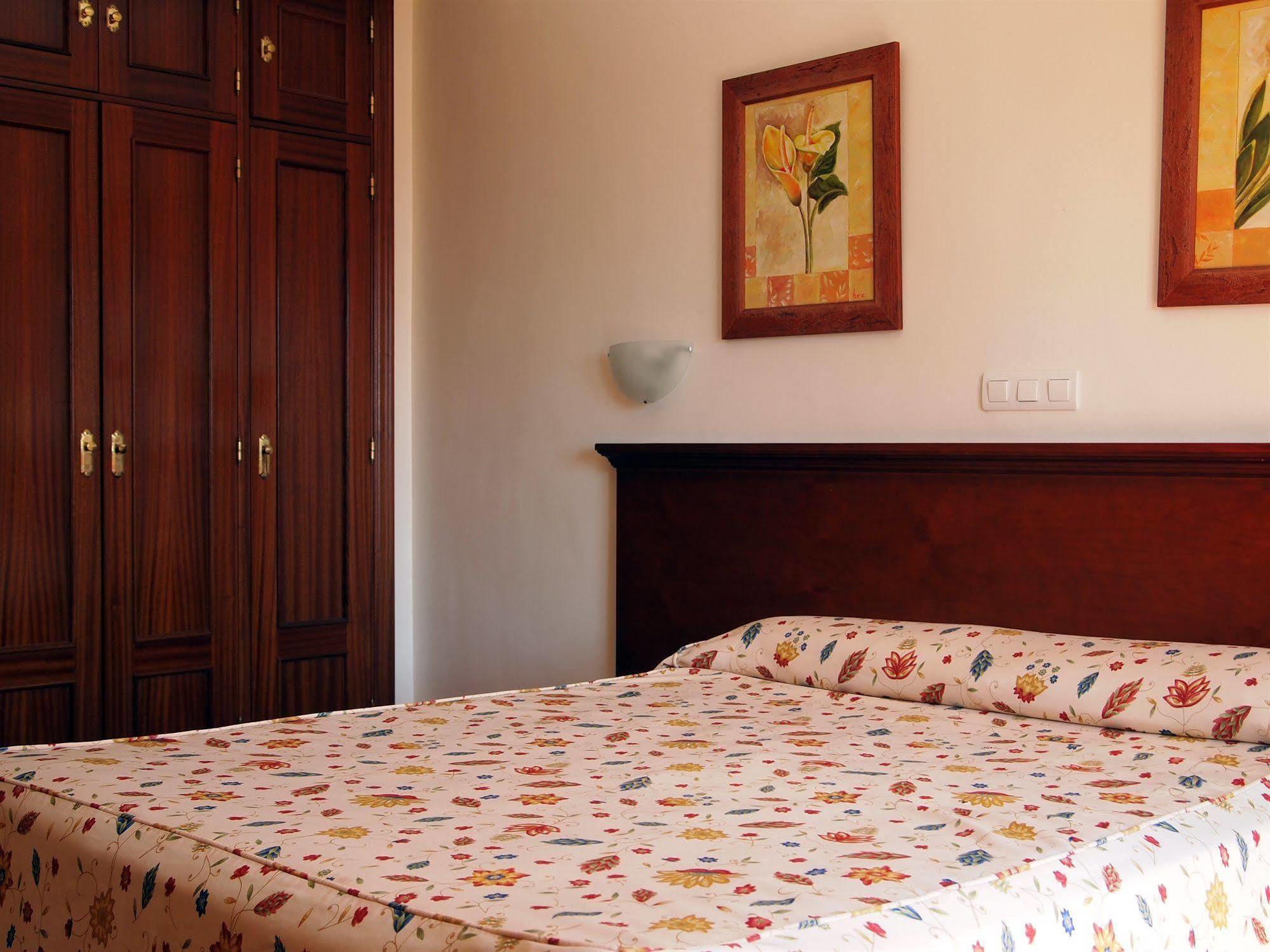 Hotel Galicia Fuengirola Ngoại thất bức ảnh