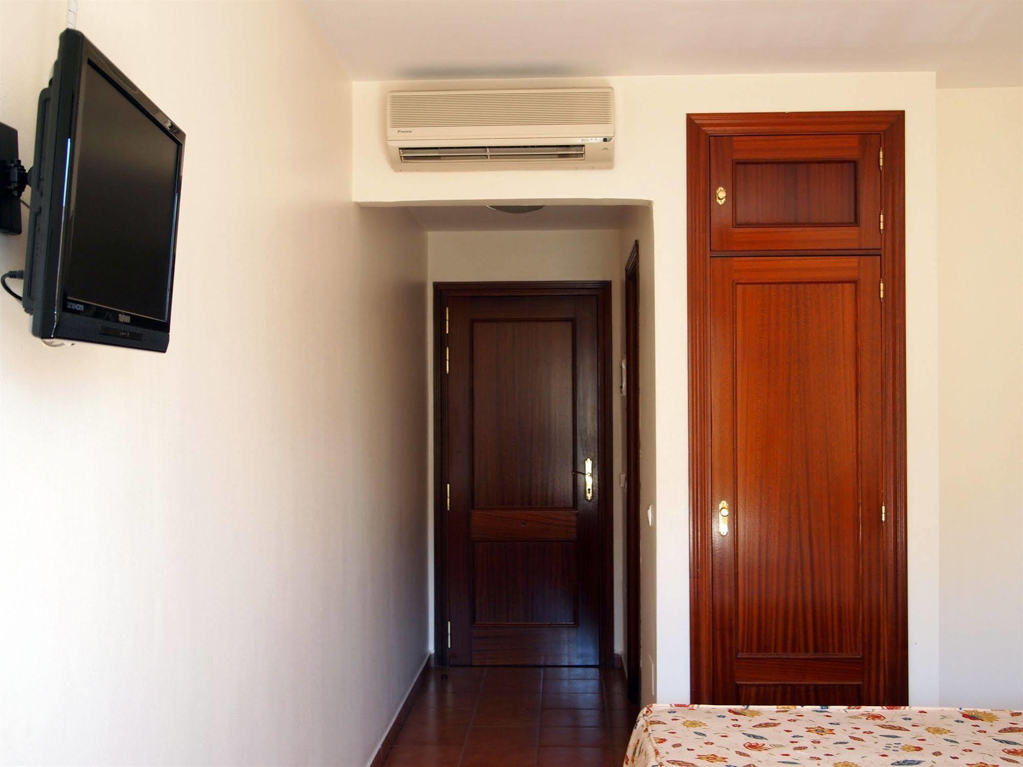 Hotel Galicia Fuengirola Ngoại thất bức ảnh